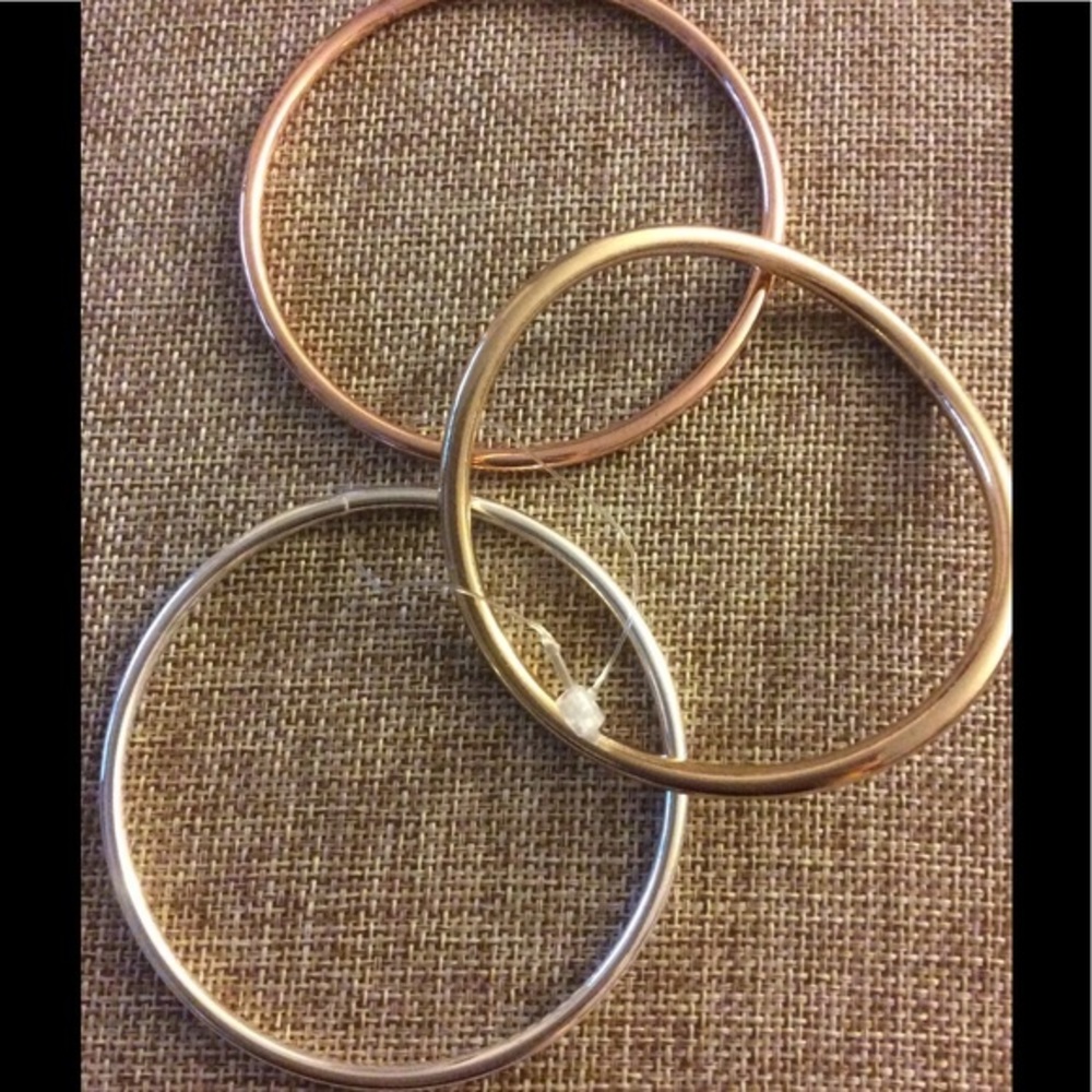 NEW Set of 3 Tri Color Bangle Bracelets